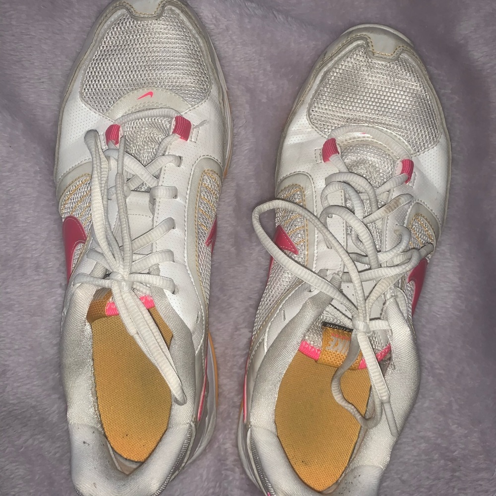 • donated • - Picture 3 of 5